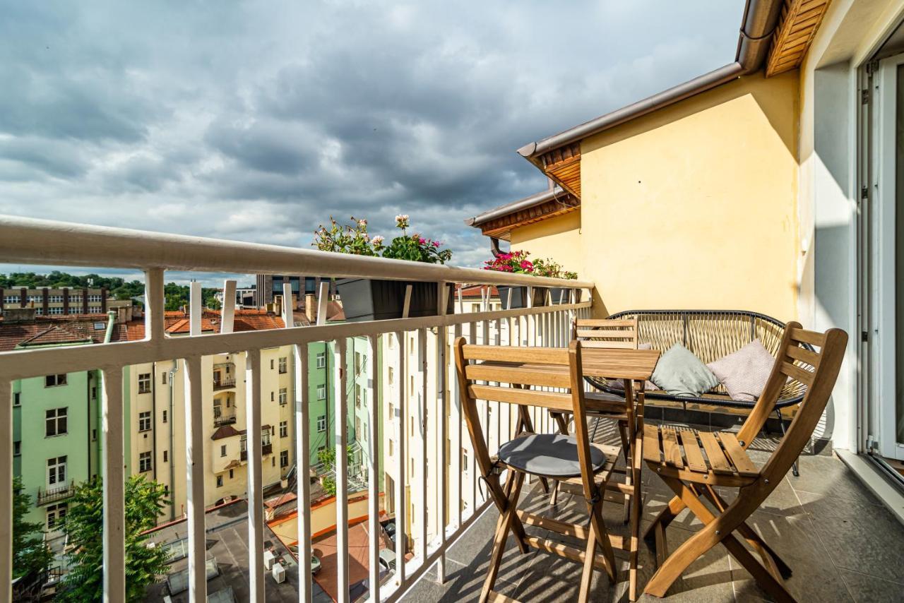 Central, Spacious, Modern 5 Bedrm Duplex W/Balcony Praga Exterior foto